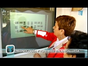 escaparates t&aacute;ctiles en oficina de turismo